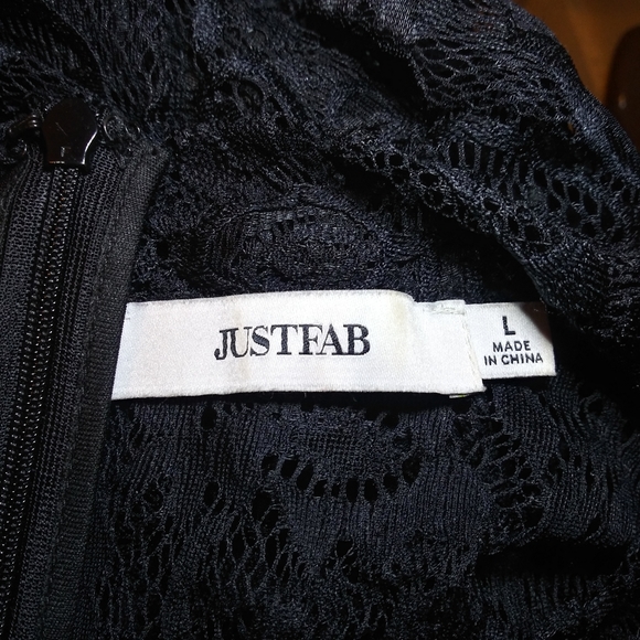 3/$18 JustFab Sexy Black Floral Lace Blouse - Picture 5 of 6
